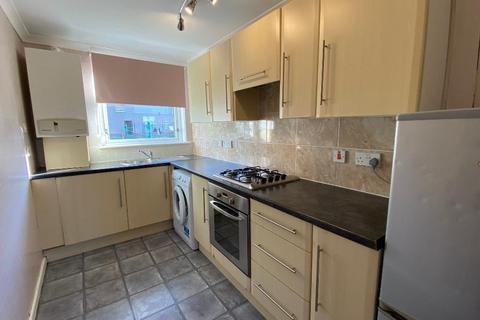 2 bedroom flat to rent, Drakemire Avenue, Glasgow G45