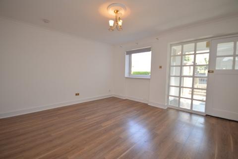 2 bedroom flat to rent, Tormusk Road, Glasgow G45