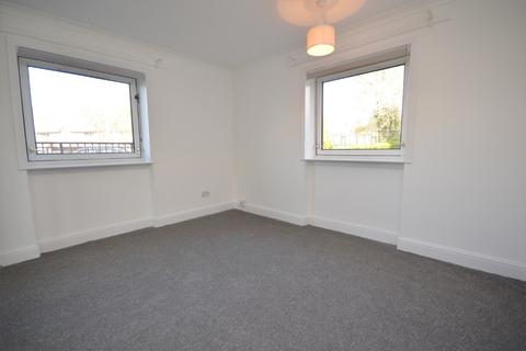 2 bedroom flat to rent, Tormusk Road, Glasgow G45