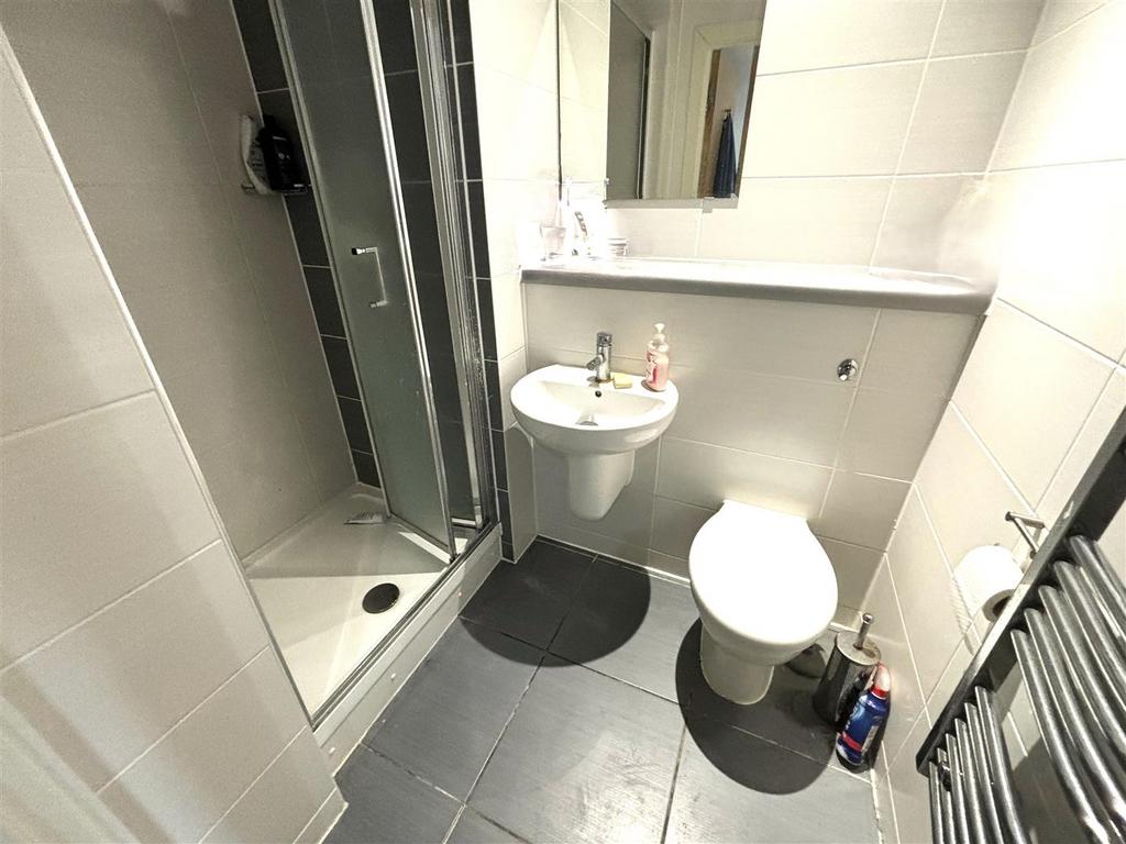 Bathroom.jpeg