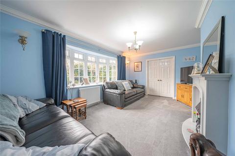 3 bedroom detached house for sale, Roger Drive, Wakefield, West Yorkshire