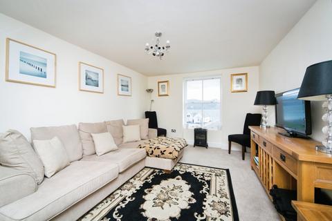 3 bedroom apartment for sale, Beaumaris LL58