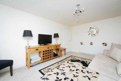 3 bedroom apartment for sale, Beaumaris LL58