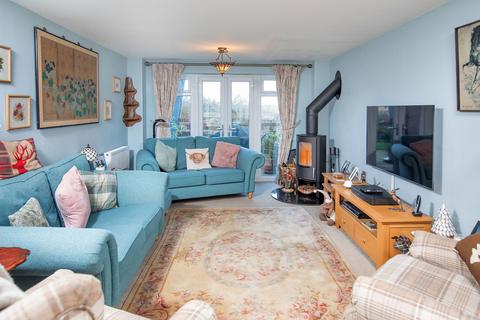 17 Harrier Close, Weldon, Corby, NN17 3FB