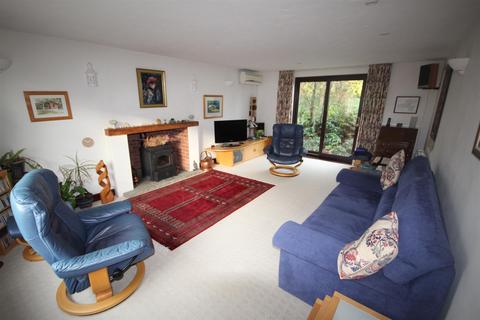 3 bedroom detached house for sale, Little Cowarne