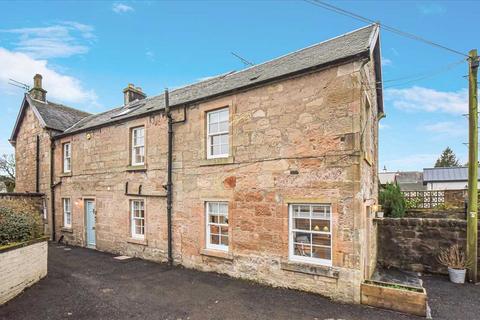 3 bedroom end of terrace house for sale, Polnoon Street, Eaglesham, GLASGOW