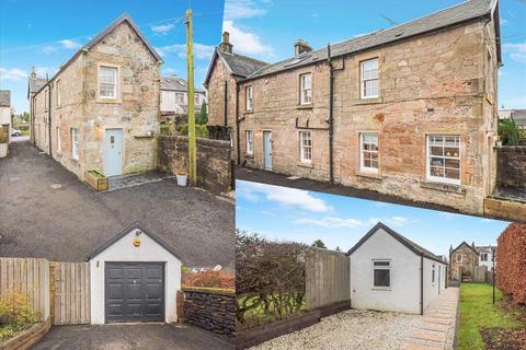 3 bedroom end of terrace house for sale, Polnoon Street, Eaglesham, GLASGOW