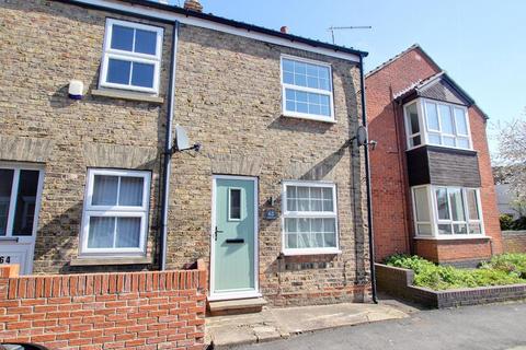 2 bedroom house to rent, Trinity Lane, Beverley