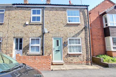 2 bedroom house to rent, Trinity Lane, Beverley