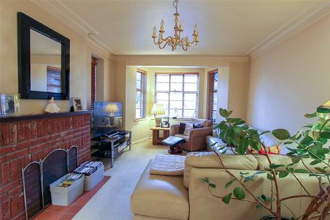 3 bedroom apartment for sale, Albert House, Milton Road, SS0