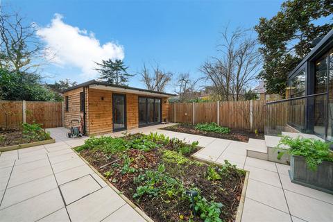 6 bedroom house for sale, Layer Gardens, London W3