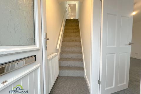 3 bedroom semi-detached house to rent, High Street, Stoke-On-Trent ST7