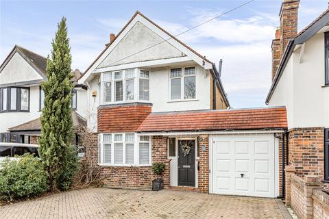 3 bedroom detached house for sale, Hare Hill, Surrey KT15