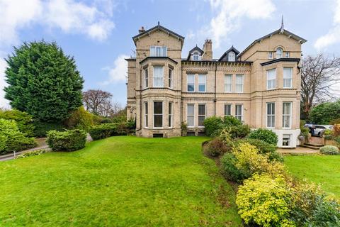 1 bedroom flat for sale, Flat 1, Edge Mount, Cavendish Road, Bowdon