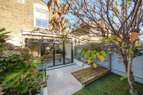 undefined, Lynton Road, London