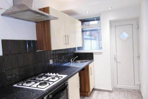 2 bedroom end of terrace house for sale, Tynwald Street, Oldham, OL4