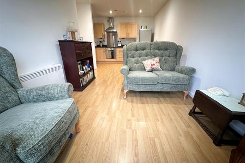 2 bedroom apartment for sale, Primrose Drive, Ecclesfield, S35