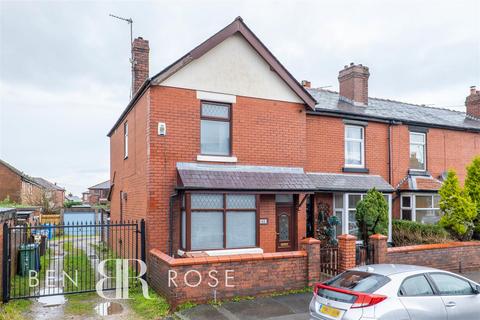 2 bedroom end of terrace house for sale, Walletts Road, Chorley