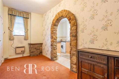 2 bedroom end of terrace house for sale, Walletts Road, Chorley