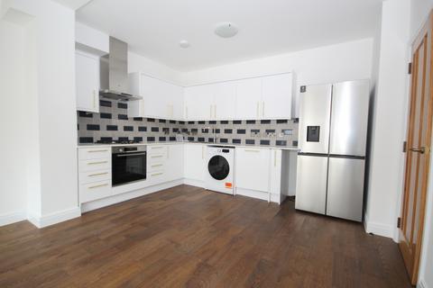 3 bedroom maisonette to rent, St. James Gardens, Wembley, Middlesex HA0