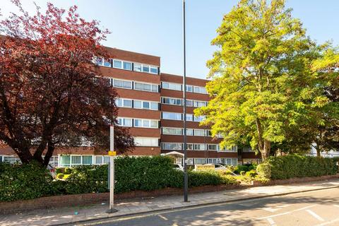 2 bedroom flat to rent, Willesden Lane, Brondesbury Park, London, NW6