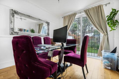 3 bedroom semi-detached house to rent, Holmdale Road, Chislehurst, BR7