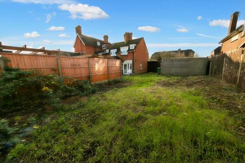 2 bedroom property with land for sale, London Road, Shenley