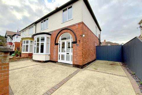 18 Reporto Avenue, Grimsby, DN32 9RE