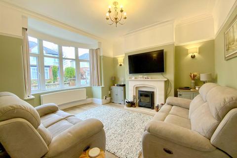 18 Reporto Avenue, Grimsby, DN32 9RE