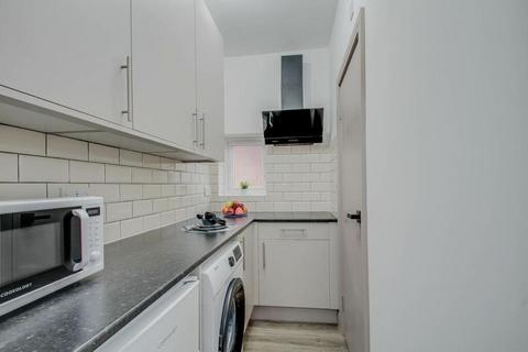 Studio to rent, 139 Harrow View Studio 4  Harrow HA1 4SX