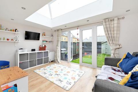 4 bedroom terraced house to rent, DEEPCUT