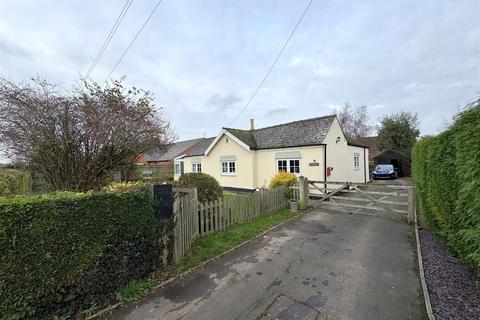 3 bedroom detached bungalow for sale, Prince Crescent, Staunton GL19