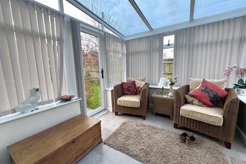 3 bedroom detached bungalow for sale, Prince Crescent, Staunton GL19