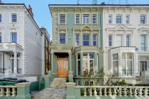 2 bedroom flat for sale, Belsize Park Gardens, London NW3