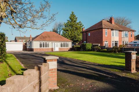 2 bedroom bungalow for sale, Shavington, Crewe CW2