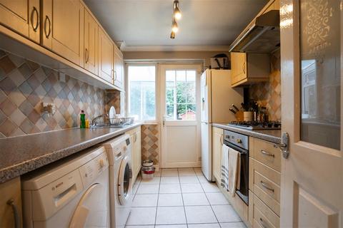 2 bedroom maisonette to rent, Shirley, Solihull B90