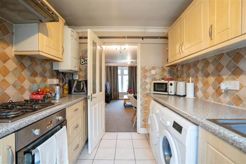 2 bedroom maisonette to rent, Shirley, Solihull B90