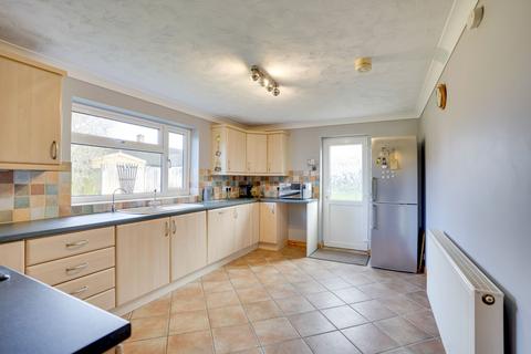 4 bedroom semi-detached house for sale, Buntings Crescent, Cambridge CB25