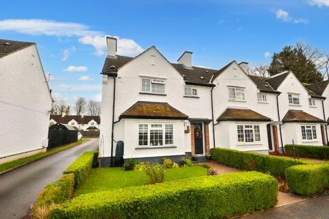 2 bedroom townhouse for sale, Derwent Road, Henlow