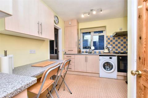 3 bedroom semi-detached house for sale, Swinnow Green, Pudsey, West Yorkshire