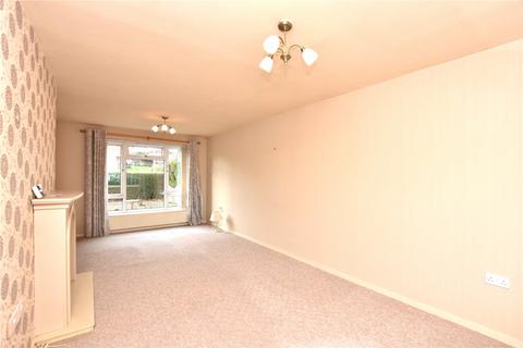 3 bedroom semi-detached house for sale, Swinnow Green, Pudsey, West Yorkshire