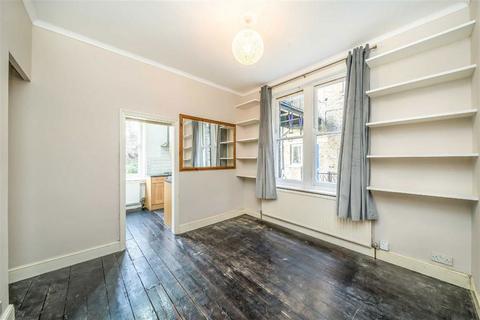 2 bedroom flat for sale, Cranworth Gardens, London SW9