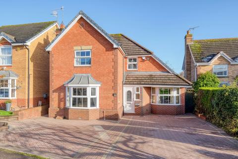 4 bedroom detached house for sale, Harbours Close, Bromsgrove, B61 7HL