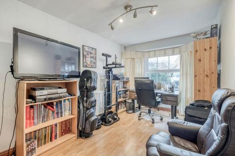 17 Harbours Close, Bromsgrove, B61 7HL