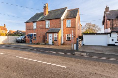 4 bedroom semi-detached house for sale, Shrewley Common, Shrewley, CV35