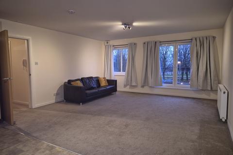 2 bedroom flat to rent, Midstocket View, Aberdeen AB15