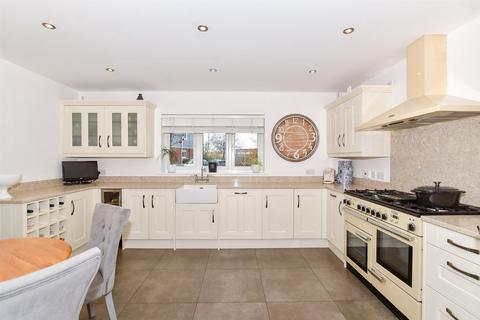 4 bedroom townhouse for sale, The Lakes, Larkfield, Aylesford, Kent