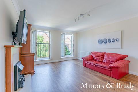 4 bedroom townhouse for sale, Copenhagen Way, Norwich