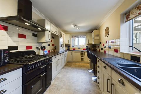 4 bedroom semi-detached house for sale, Church Road, Braunston, Northamptonshire, NN11 7HQ