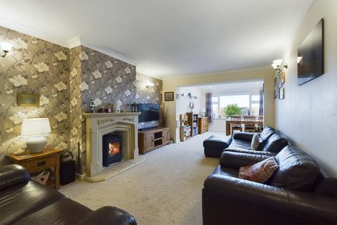 4 bedroom semi-detached house for sale, Church Road, Braunston, Northamptonshire, NN11 7HQ